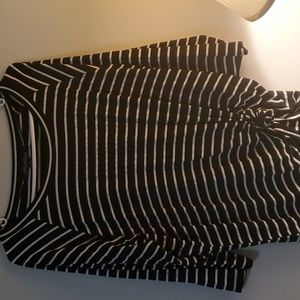 Black / white pullover tunic